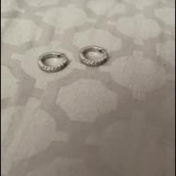 Jewlery - Picture 2 of 2